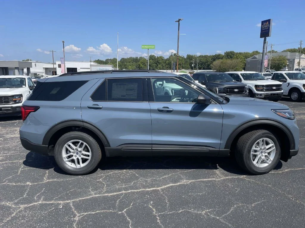 New 2027 Blue Ford Active image 2