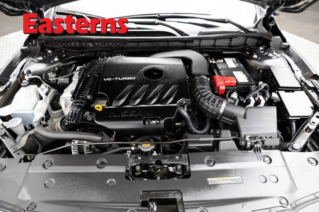 Used 2023 Gray Nissan 2.0 SR image 7