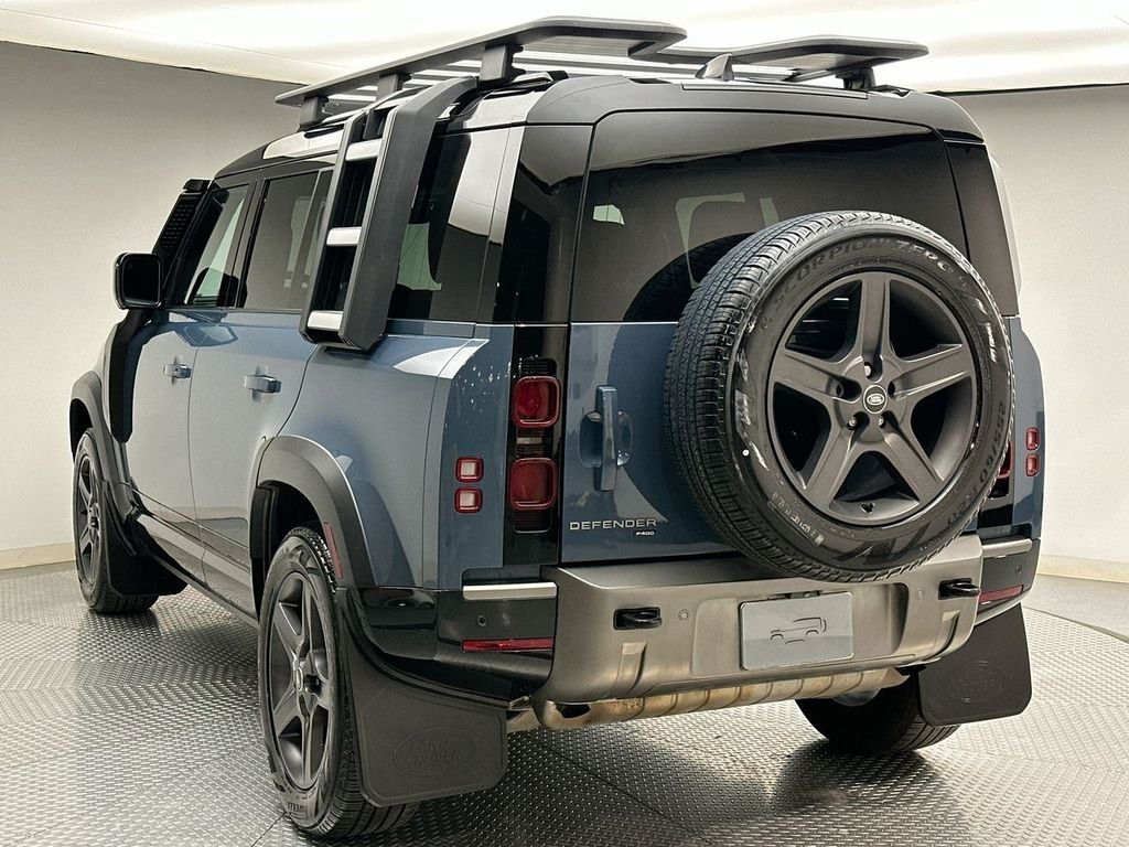 Certified Used 2023 Pangea Green Metallic Land Rover X-Dynamic SE image 11