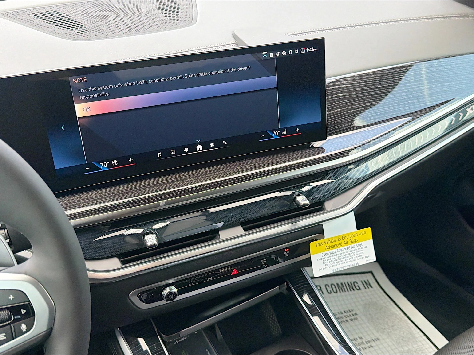 New 2026 Brooklyn Grey Metallic BMW sDrive40i image 27
