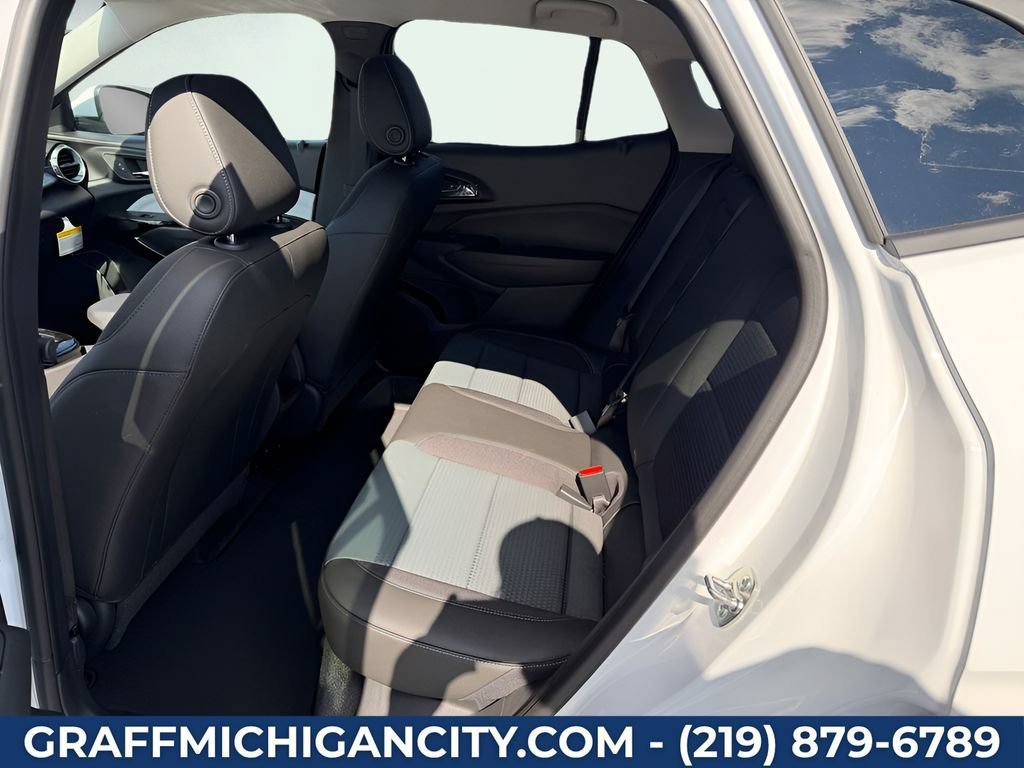2026 Chevrolet Trax LT - Photo 21