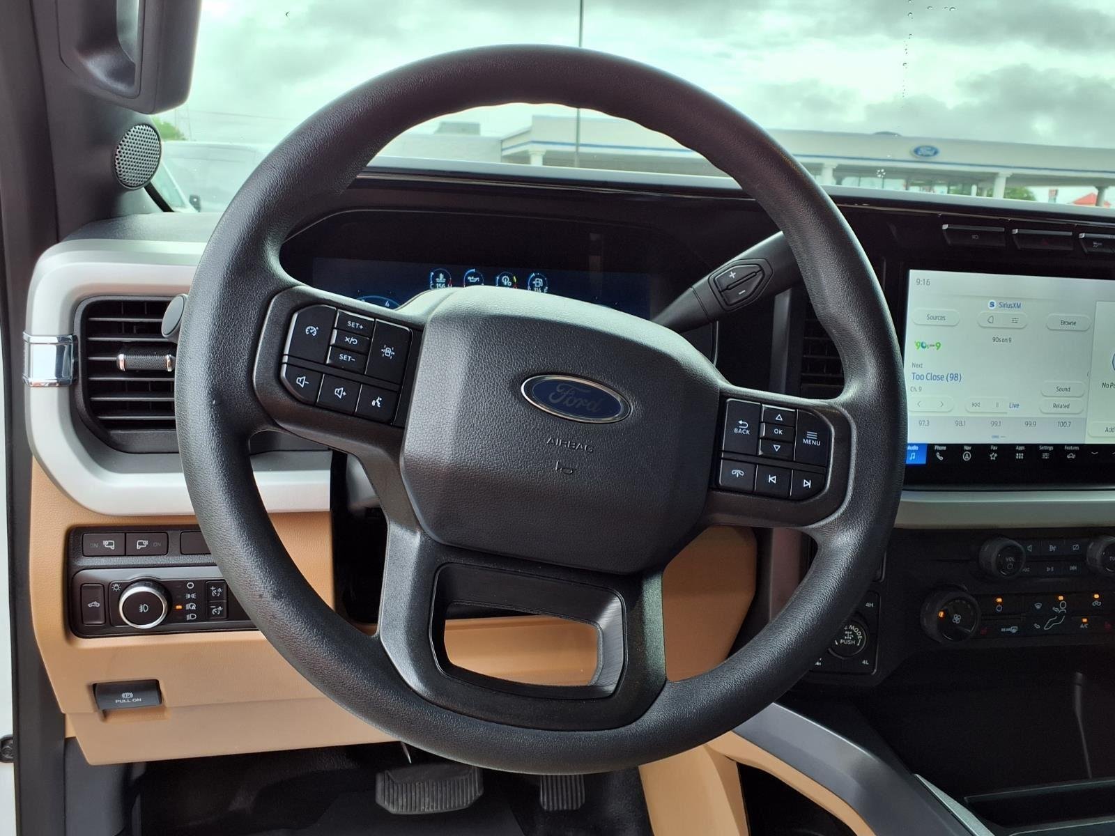 Used 2024 White Ford XLT image 19