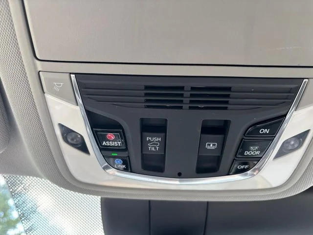 Used 2019 Silver Acura Advance Package image 30
