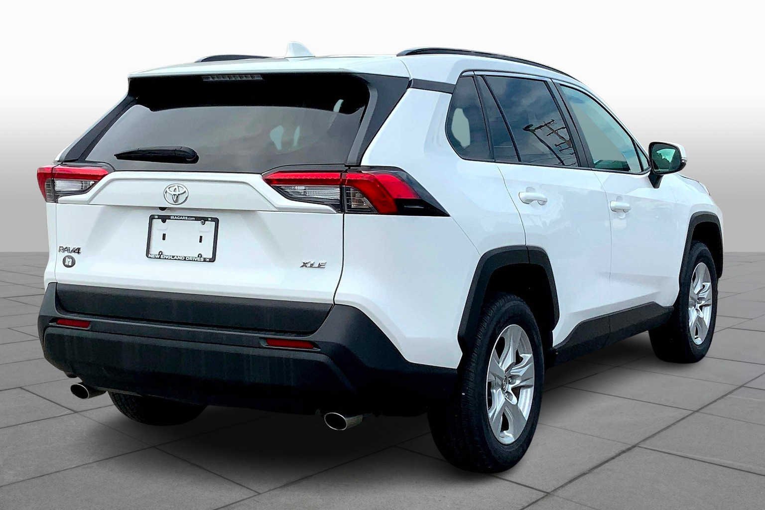 Used 2021 Super White Toyota XLE image 13