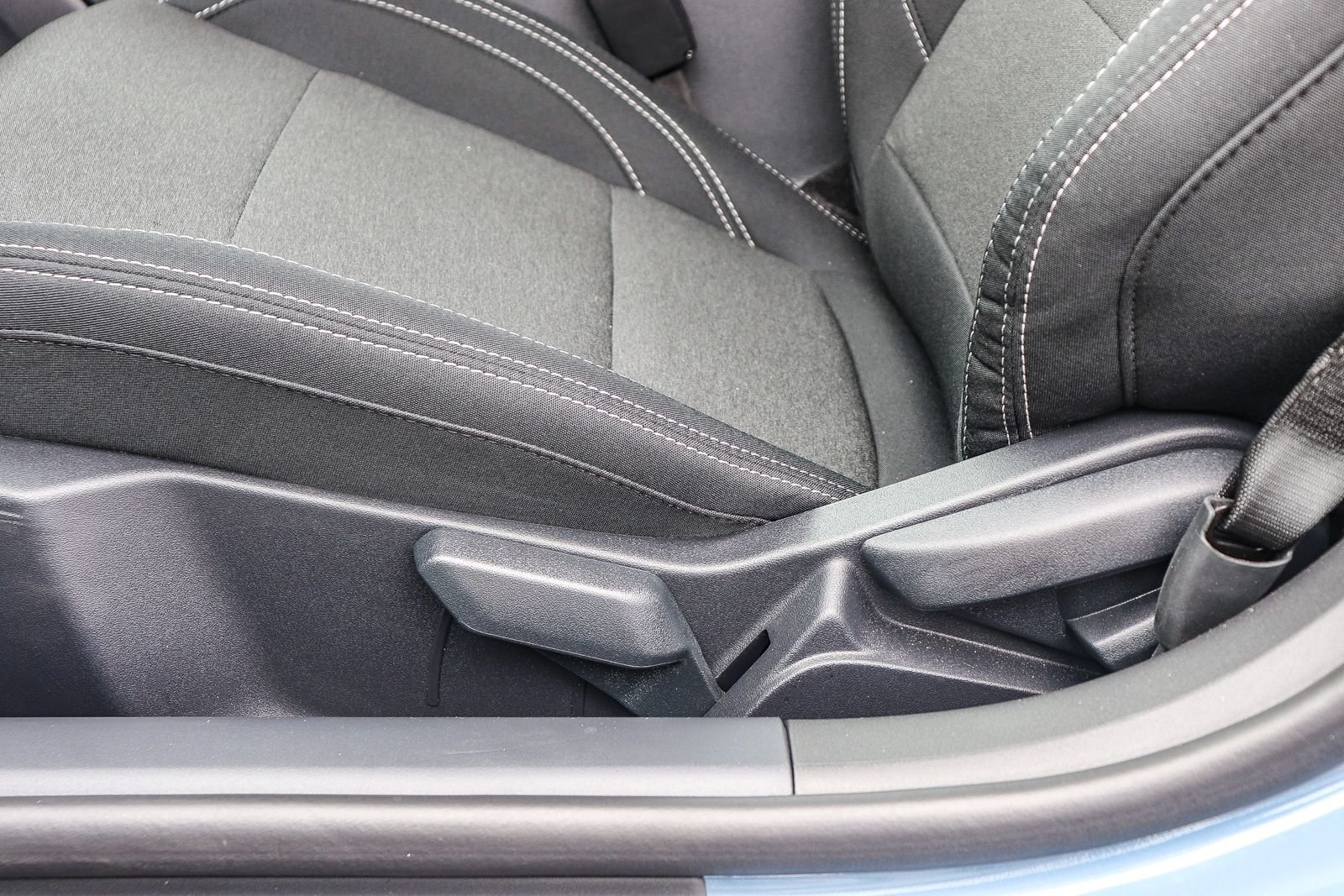 Used 2026 Vapor Blue Ford EcoBoost image 19