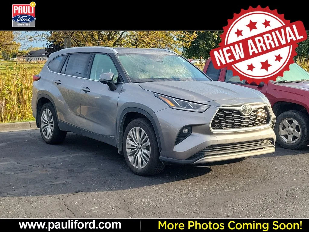 2025 Toyota Highlander Platinum