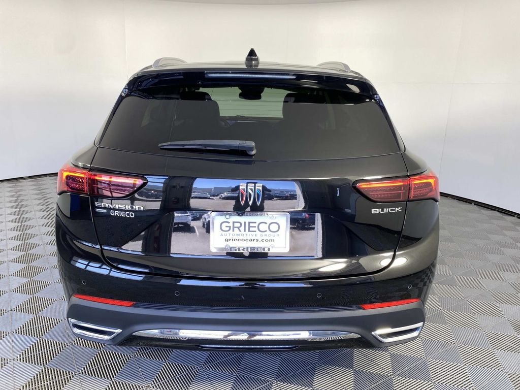 Used 2024 Black Buick Preferred image 7