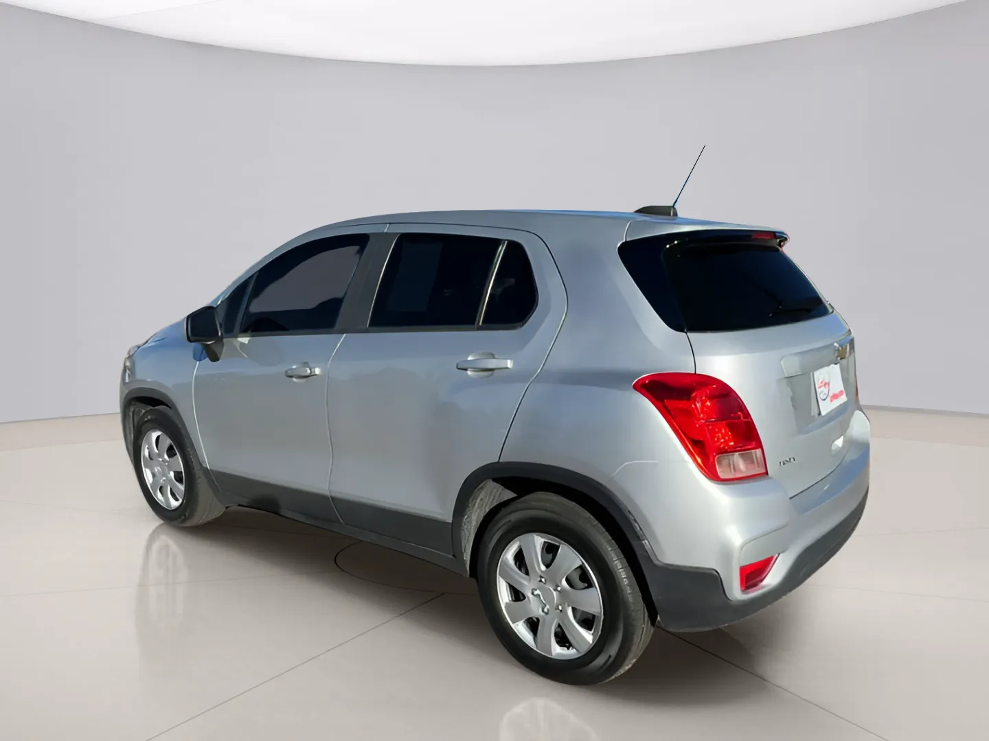 2019 Chevrolet Trax LS photo 4