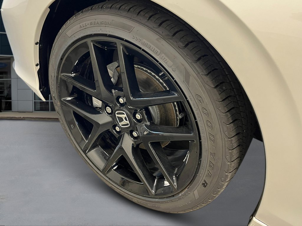 New 2026 Platinum White Pearl Honda Sport image 12