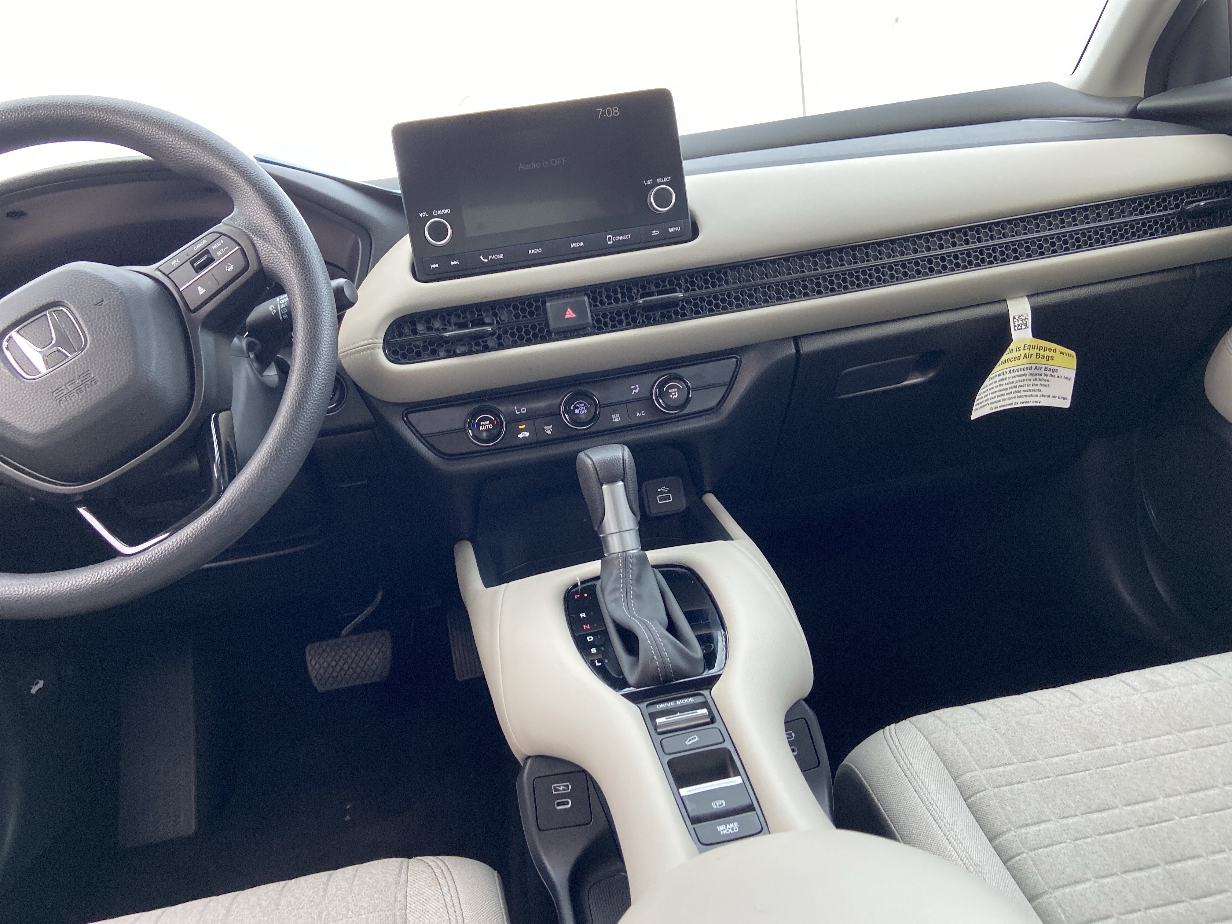Used 2025 Platinum White Pearl Honda LX image 15