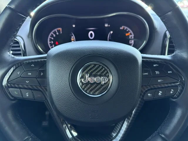 Used 2021 White Jeep Overland image 31