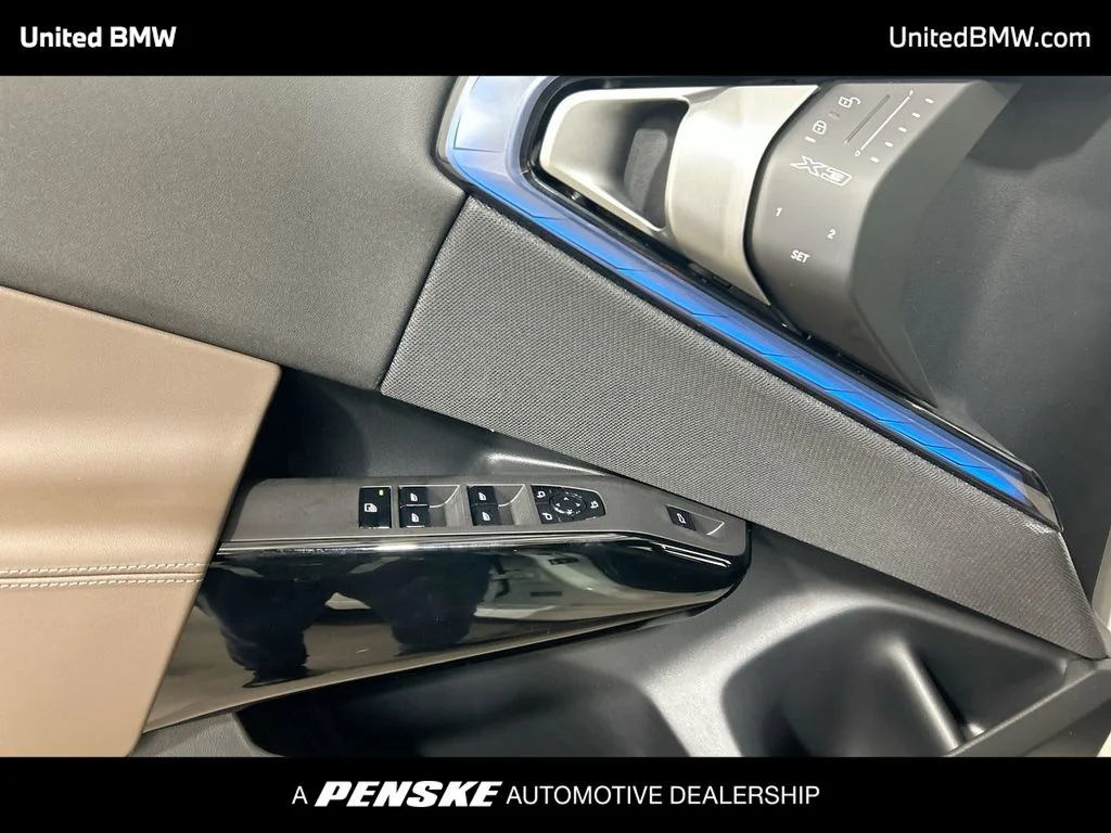 2026 BMW X3 30 - Photo 11