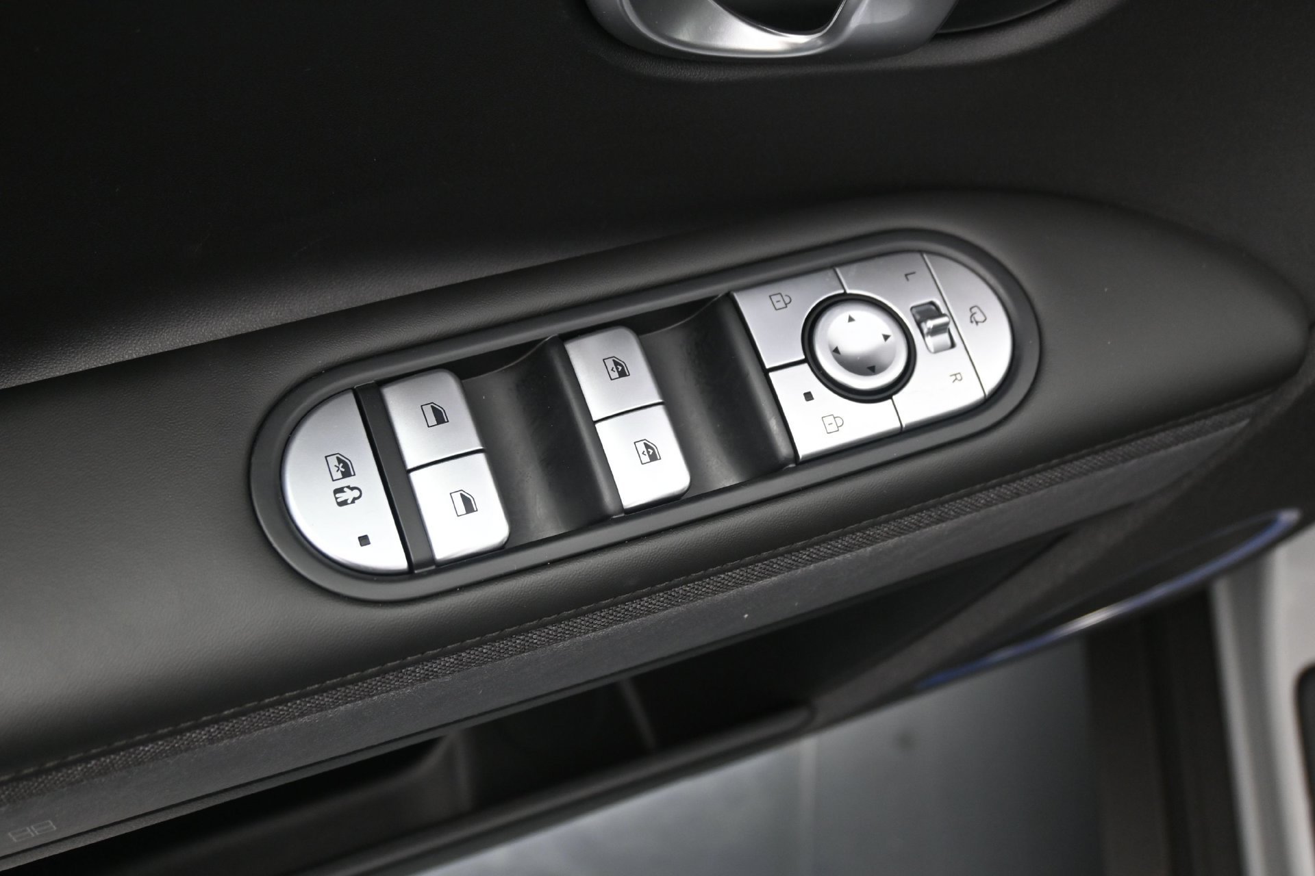 2023 Hyundai IONIQ 5 SEL - Photo 19