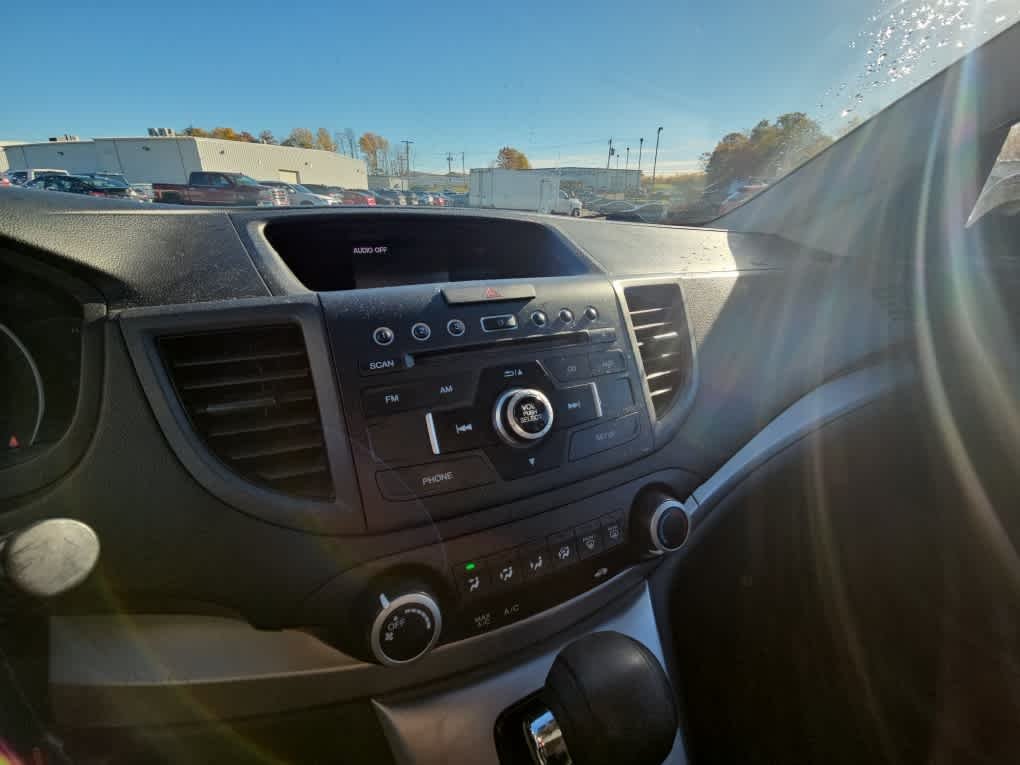 Used 2014 Black Honda LX image 6