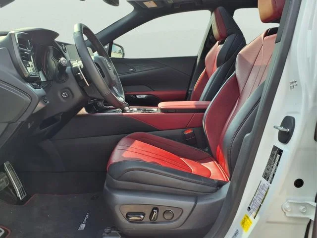Used 2024 White Lexus 500h F SPORT Performance image 12