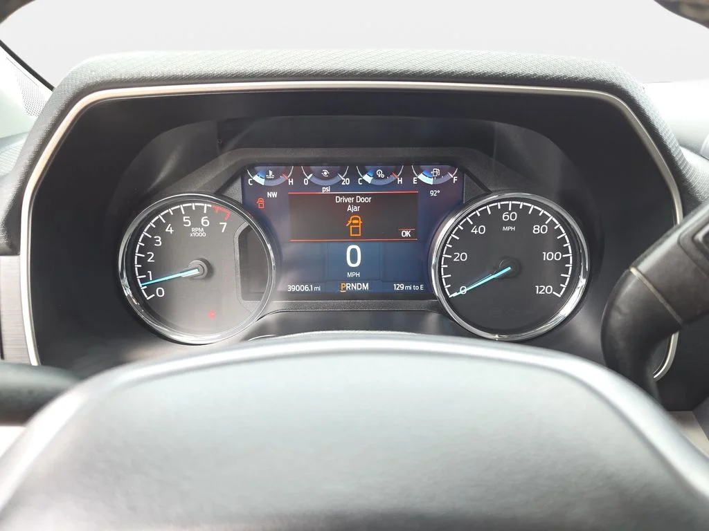 Certified Used 2023 Oxford White Ford XLT image 16