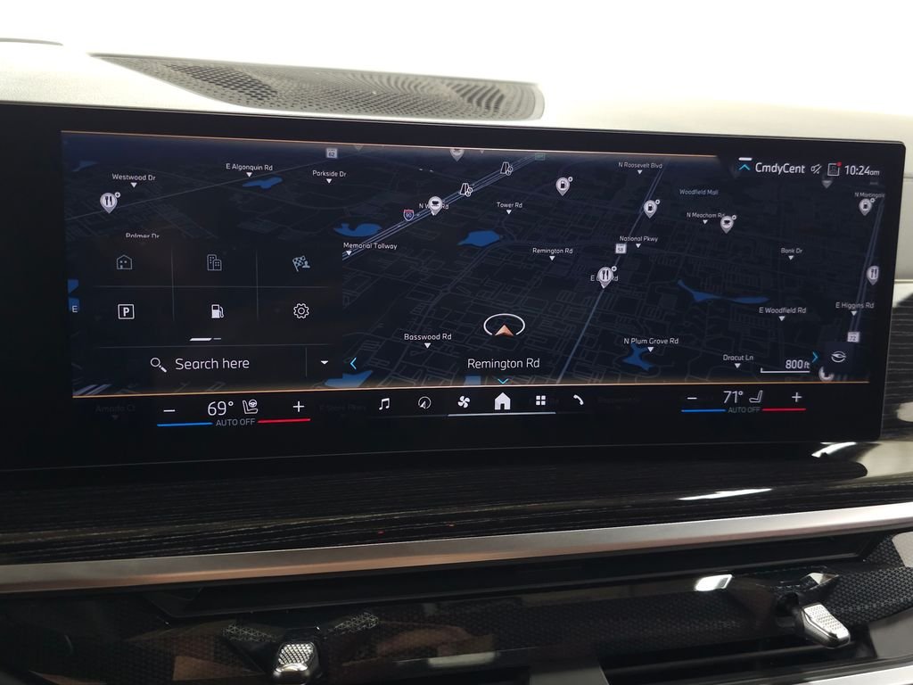 Used 2026 White BMW xDrive40i image 26