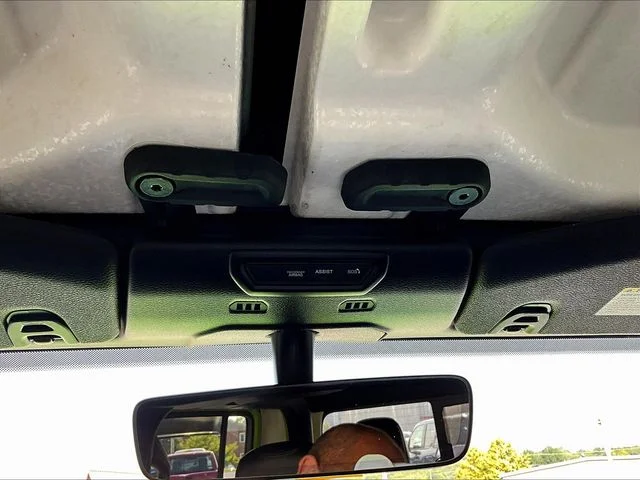Used 2021 Green Jeep Mojave image 19