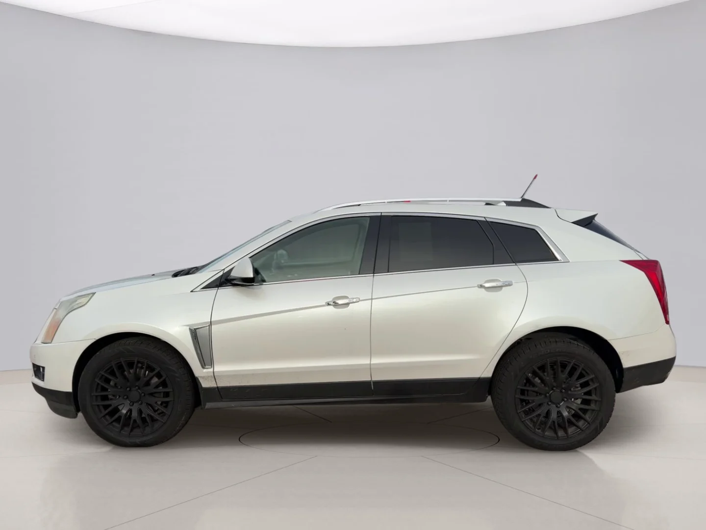 Used 2015 White Cadillac PREMIUM COLLECTION image 8