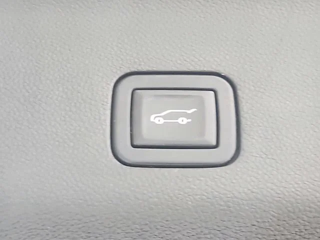 Used 2023 Sterling Gray Metallic Chevrolet Premier image 63