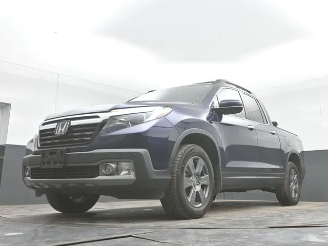 Used 2020 Obsidian Blue Pearl Honda RTL-E image 44