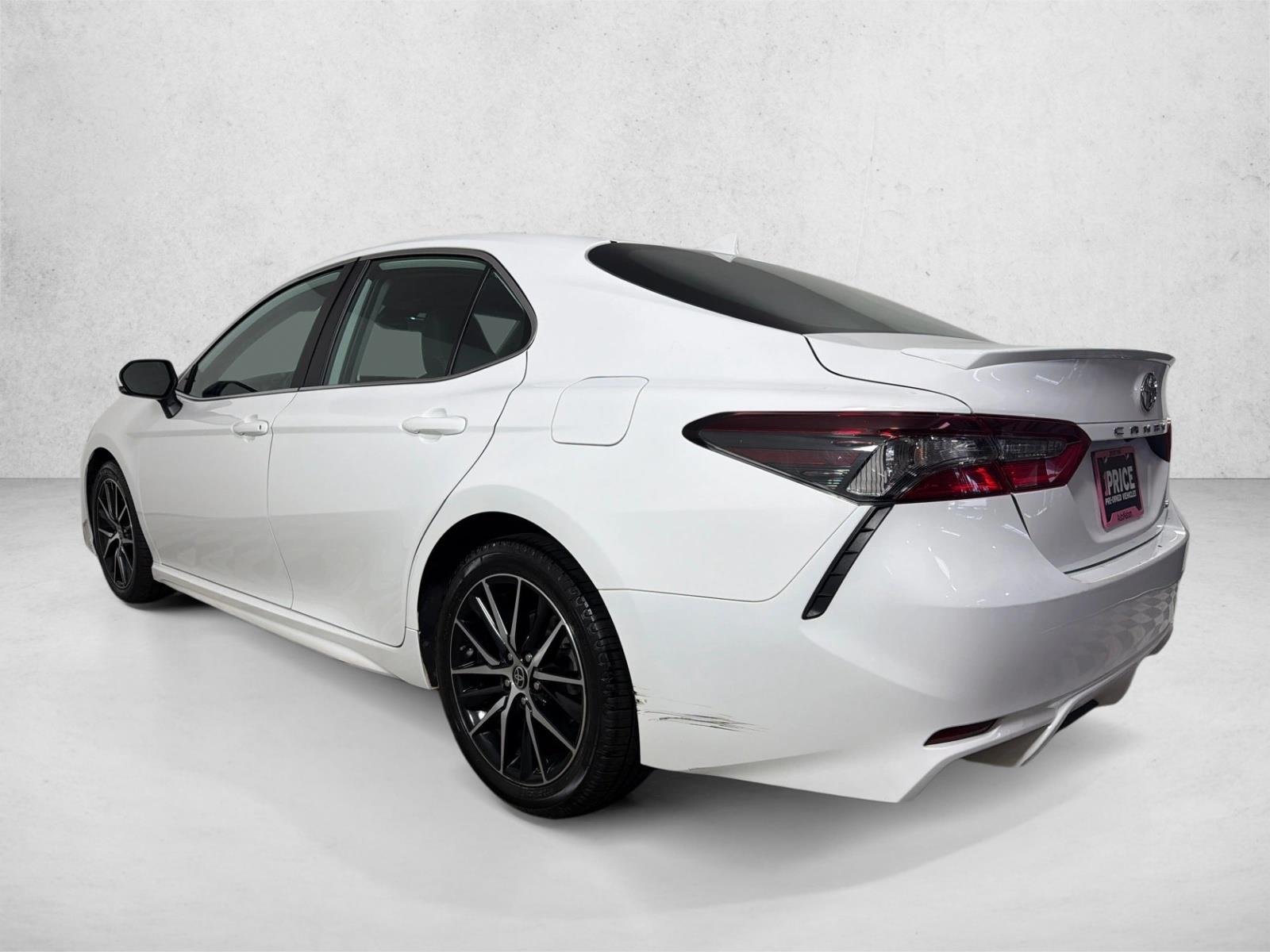 Certified Used 2023 Ice Cap Toyota SE image 5