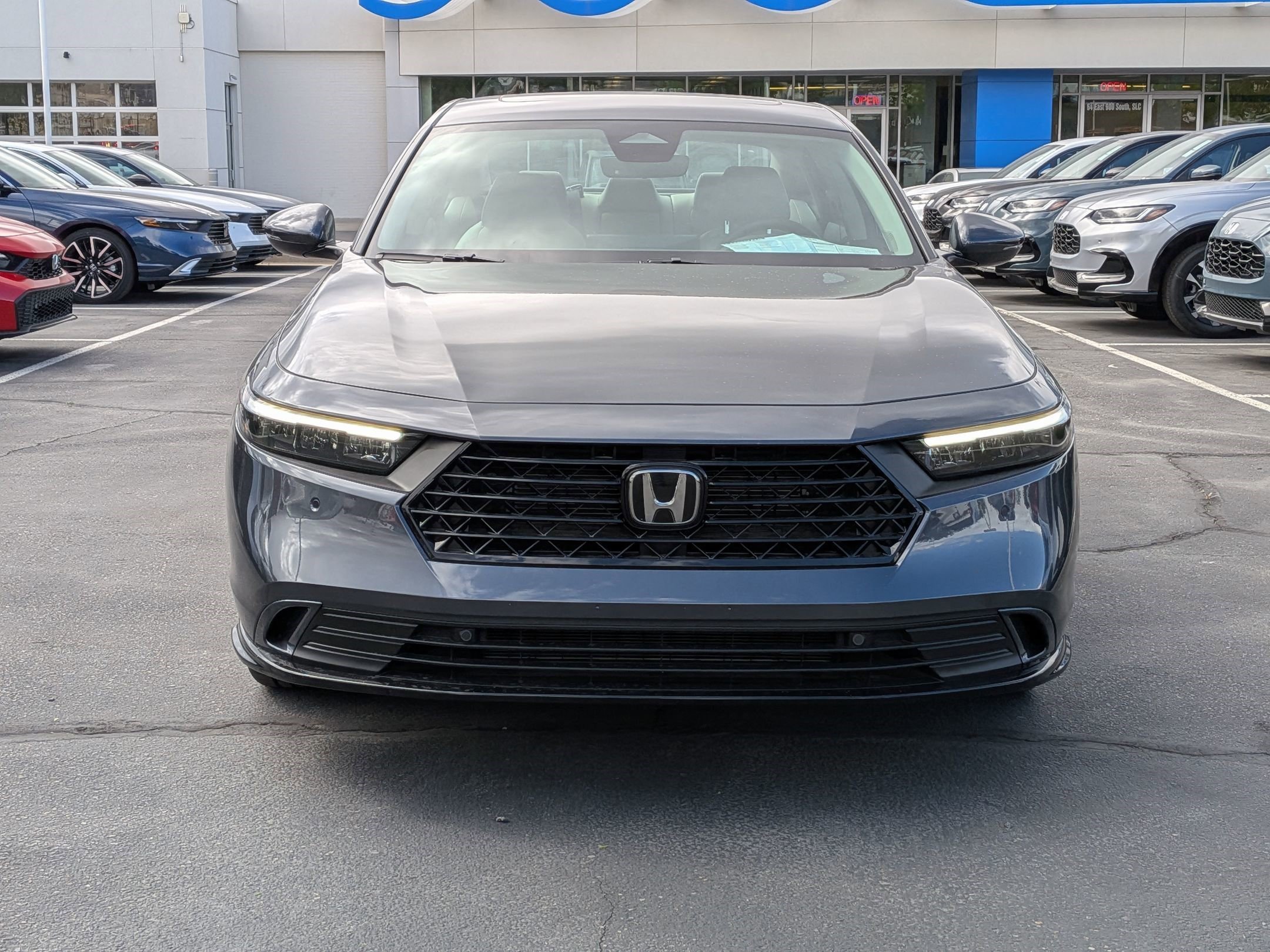 New 2026 Meteorite Gray Metallic Honda EX-L image 9