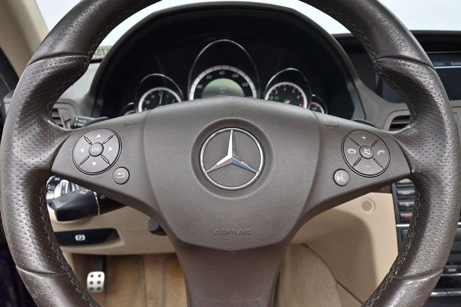 Used 2011 Capri Blue Metallic Mercedes-Benz E 350 image 17