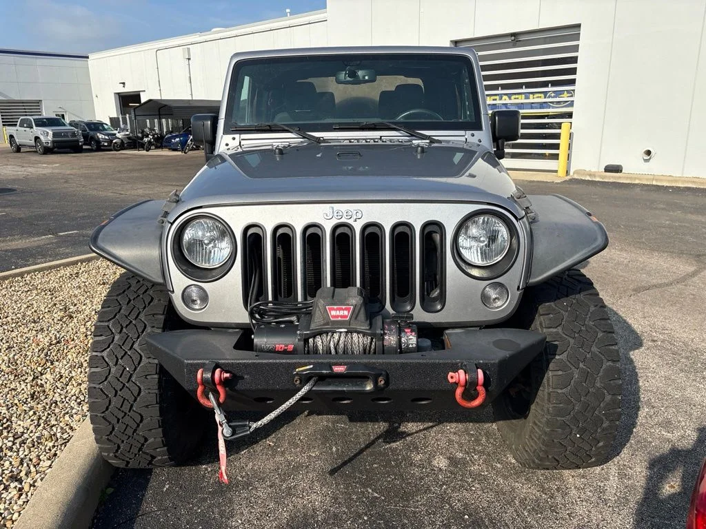 Used 2015 Silver Jeep Rubicon image 6