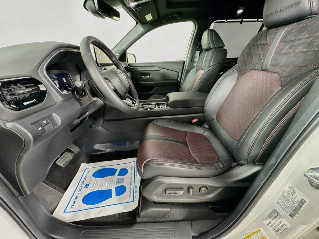 New 2026 Platinum White Pearl Honda Black Edition image 25