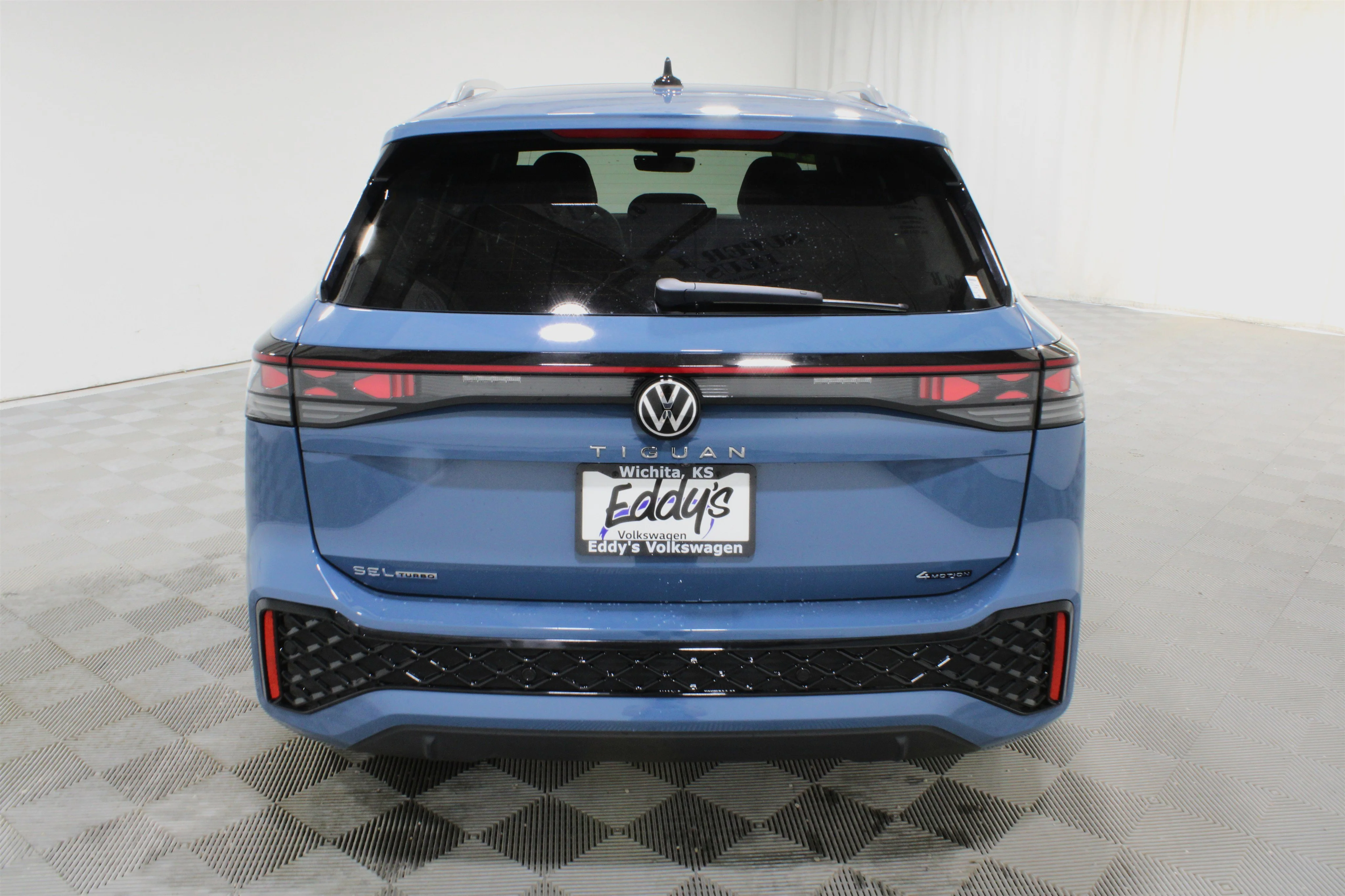 2026 Volkswagen Tiguan SEL R-LINE TURBO - Photo 28