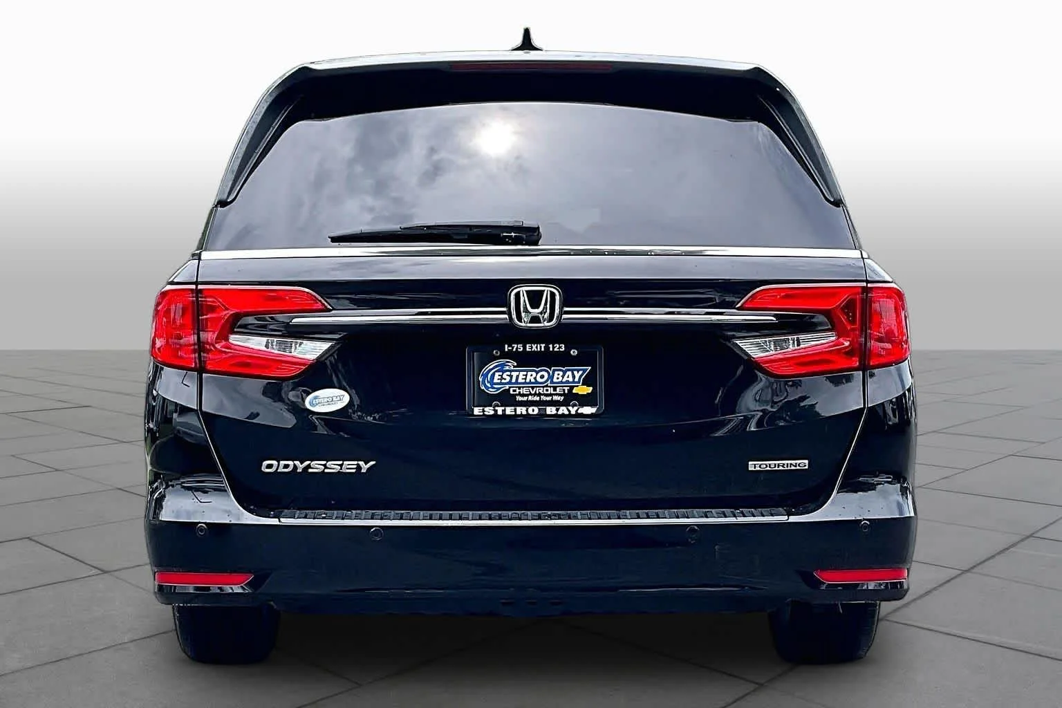 Used 2023 Crystal Black Pearl Honda Touring image 5