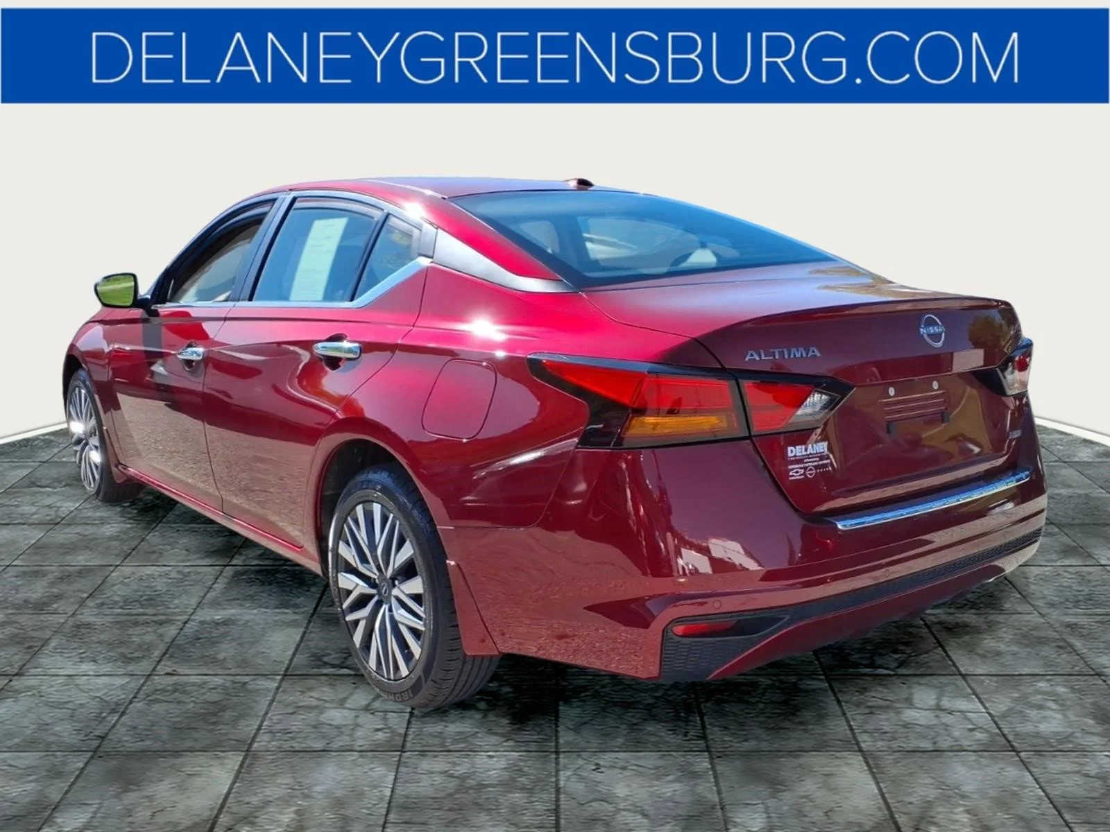 Used 2023 Scarlet Ember Tintcoat Nbl Nissan 2.5 SV image 5