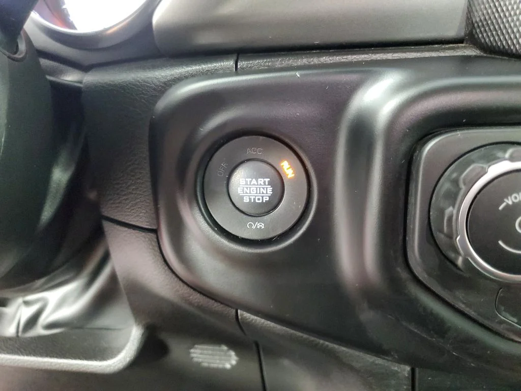 Used 2022 Red Jeep Unlimited Sport S image 20
