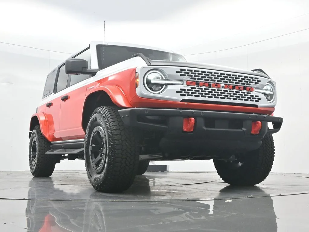 New 2026 Oxford White Ford Stroppe Edition image 36