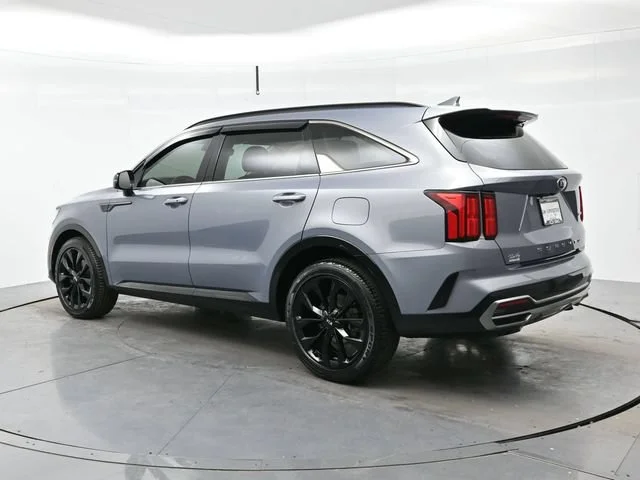 Used 2021 Everlasting Silver Kia SX image 5