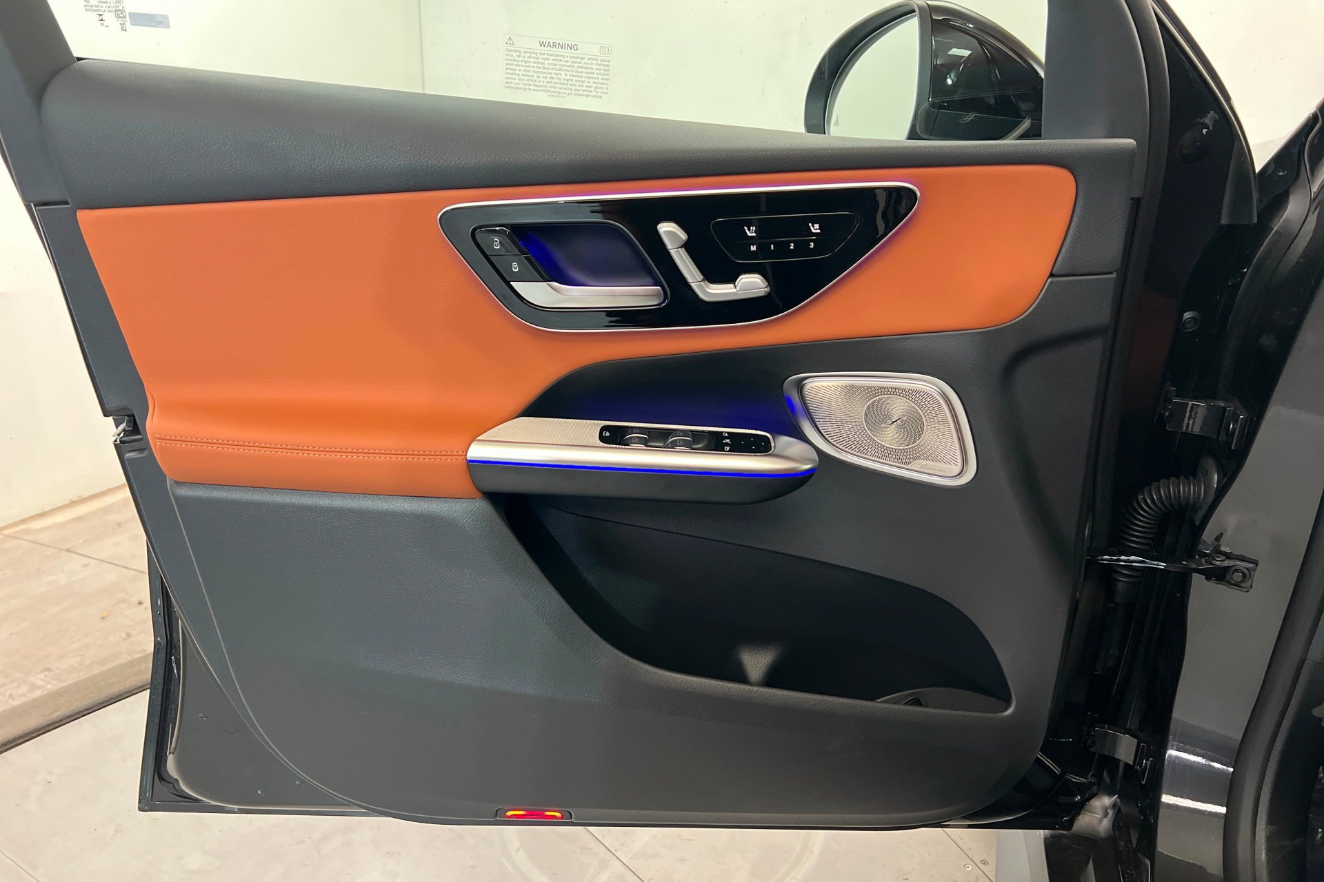 New 2027 Graphite Grey Metallic Mercedes-Benz GLC 300 image 15