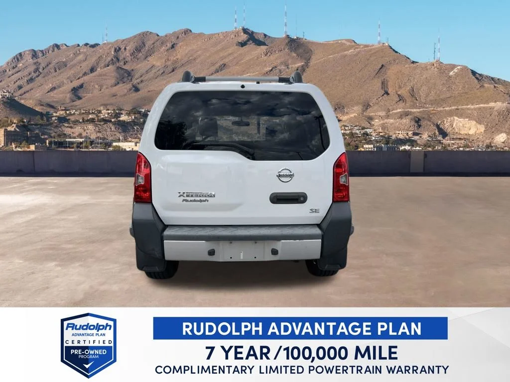 Used 2010 White Nissan SE image 5