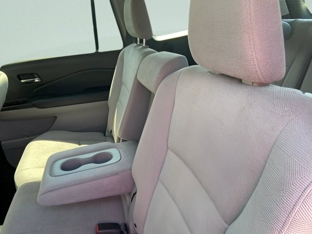 Certified Used 2019 Lunar Silver Metallic Honda EX image 17