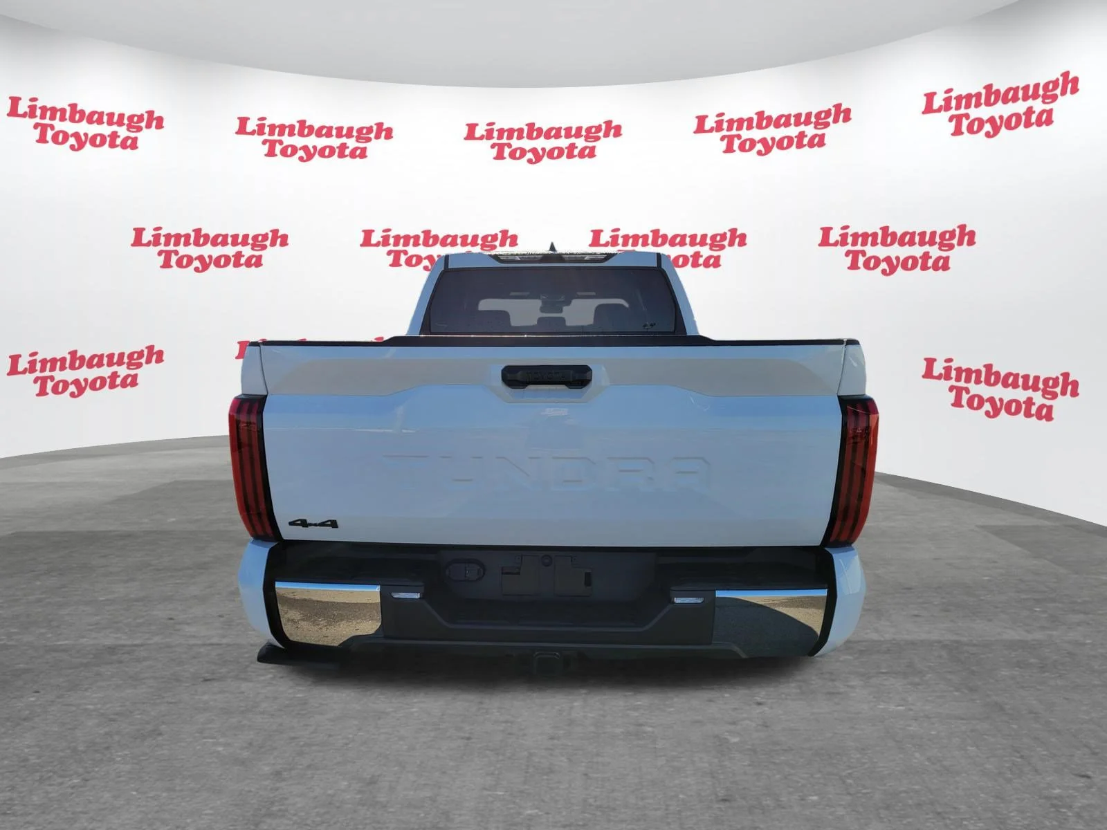 New 2026 Ice Cap Toyota SR5 image 14