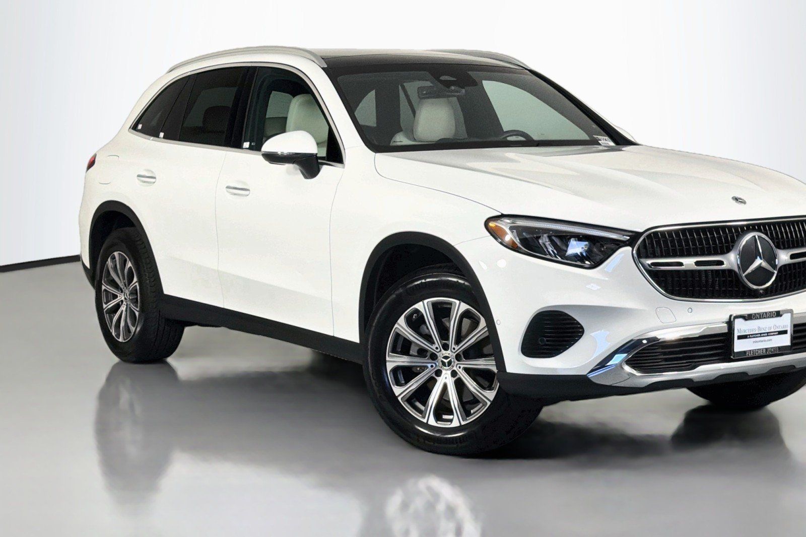 Certified Used 2026 Polar White Mercedes-Benz 300 image 15