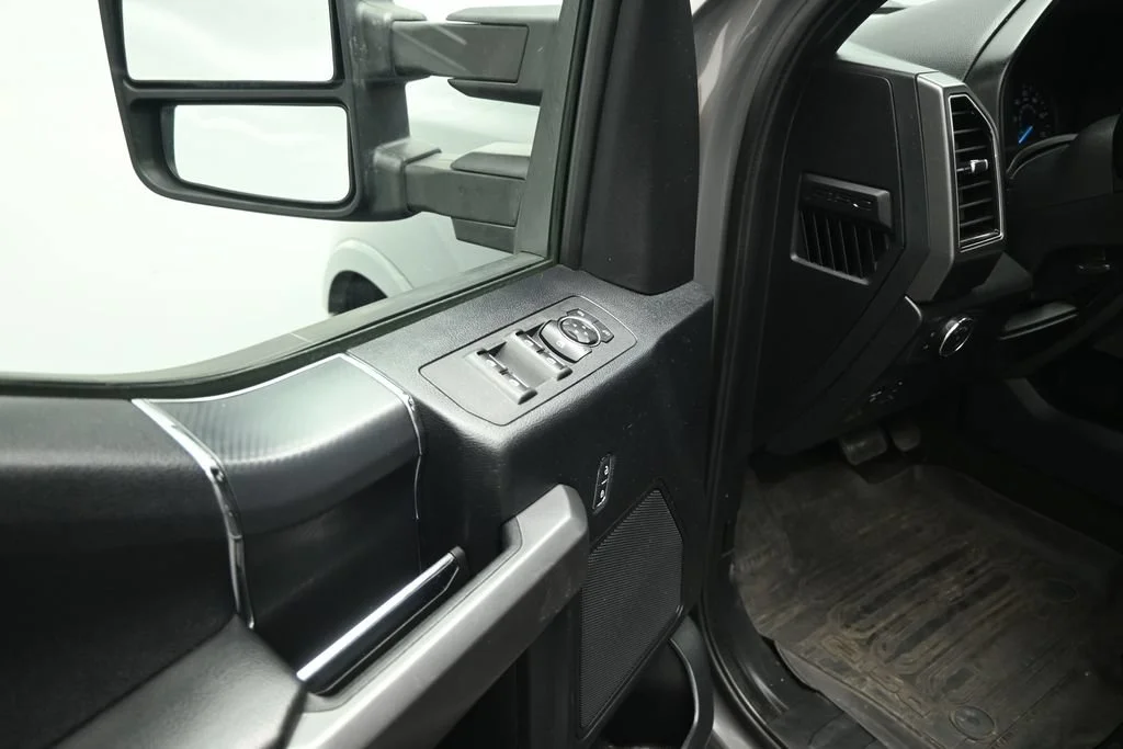 Certified Used 2020 Gray Ford XLT image 8