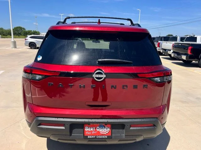 Used 2025 Red Nissan SV image 3