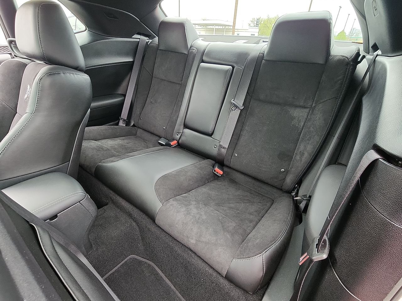 Used 2023 Go Mango Dodge R/T Scat Pack image 22