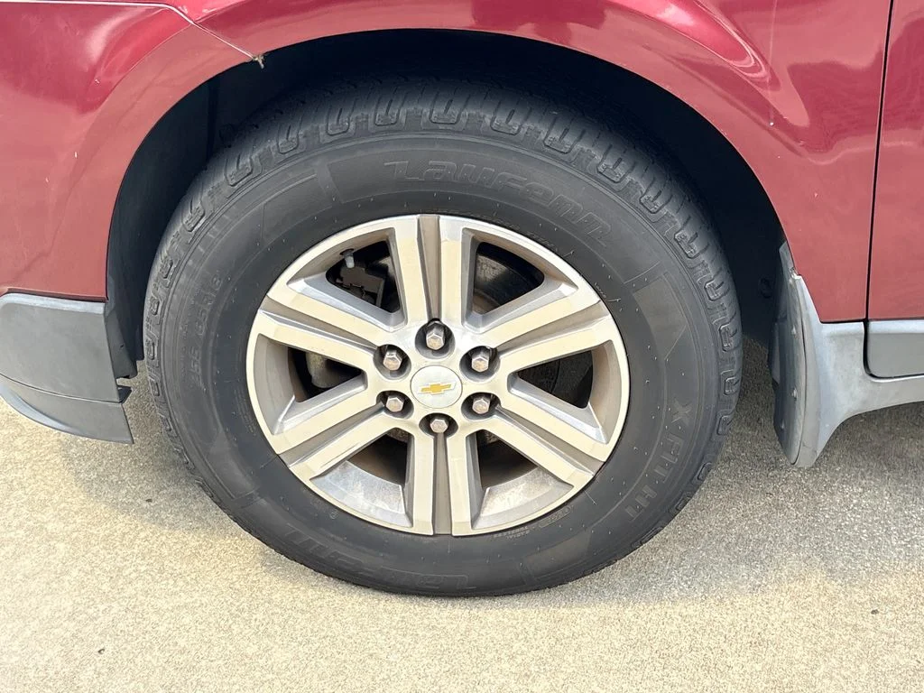 Used 2015 Red Chevrolet 2LT image 11