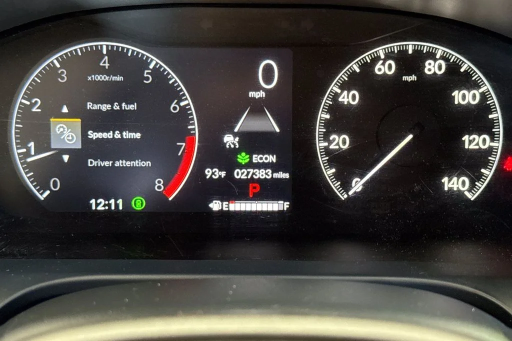 Used 2025  Honda LX image 28