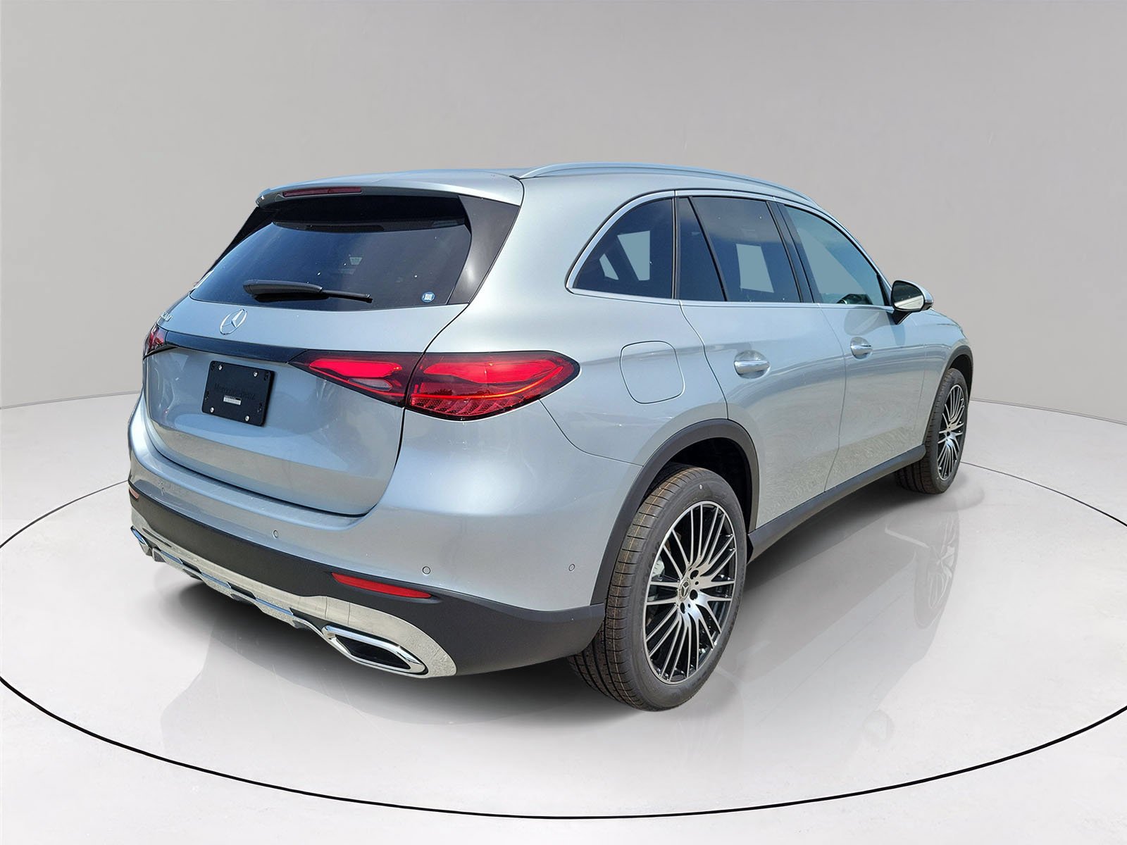 New 2026 Cirrus Silver Metallic Mercedes-Benz GLC 300 image 36