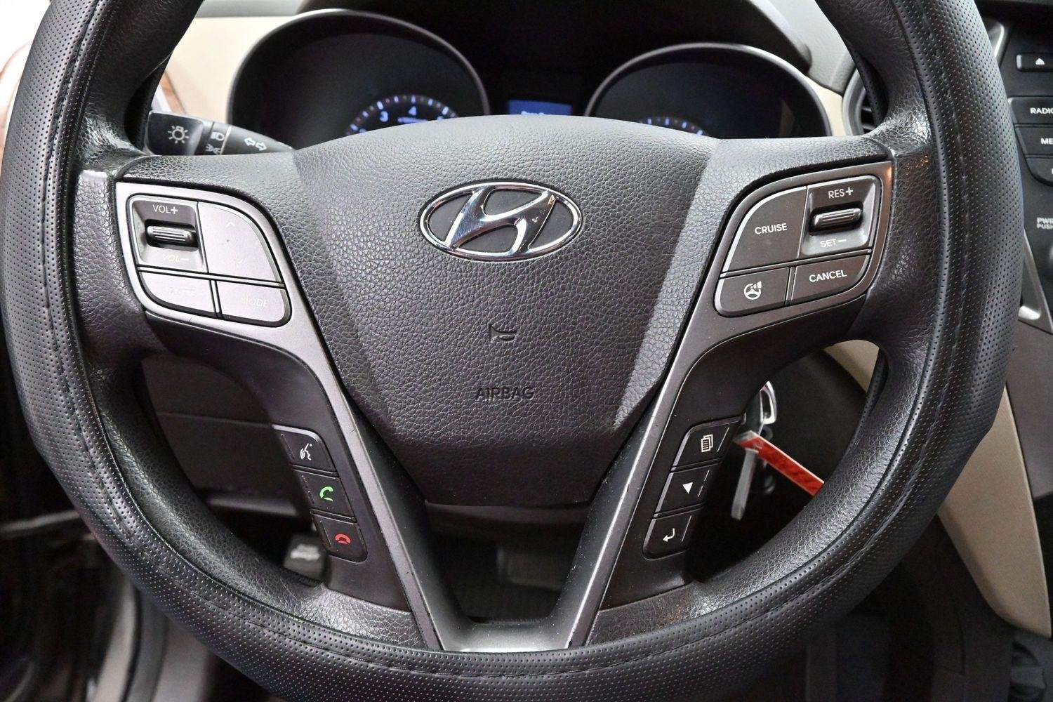 Used 2013 Cabo Bronze Hyundai Sport image 15
