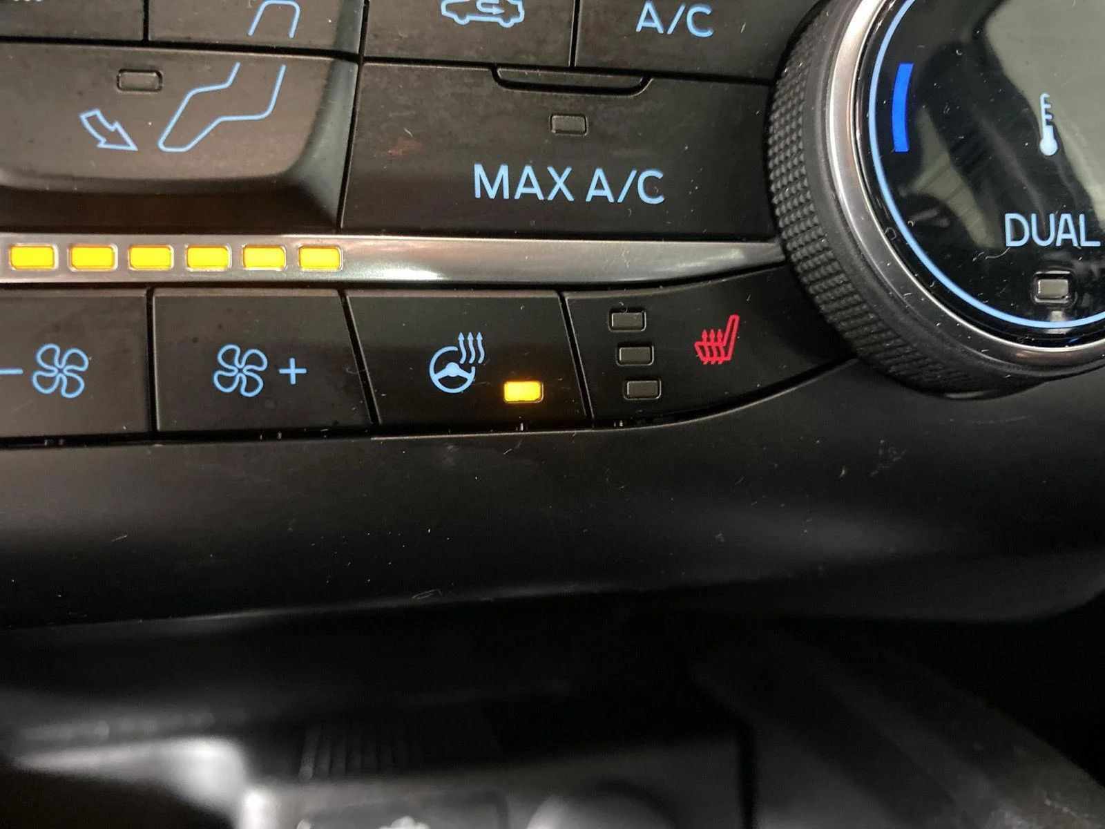 Used 2025 Vapor Blue Ford  image 22