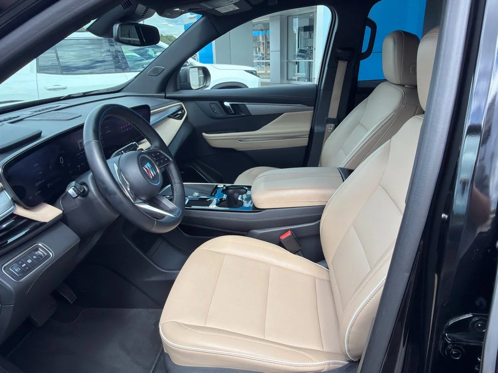 Used 2025 Ebony Twilight Metallic Buick Preferred image 26